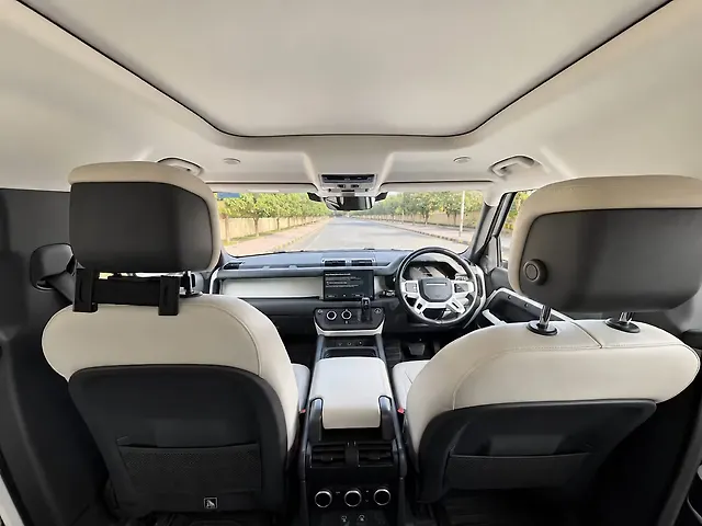 Used Land Rover Defender 110 HSE 2.0 Petrol in Delhi Used Land Rover Defender 110 HSE 2.0 Petrol in Delhi