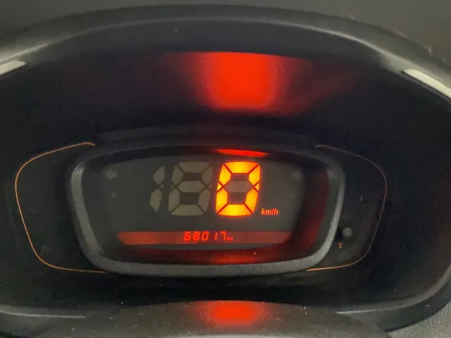 Used Renault Kwid [2015-2019] 1.0 RXT Opt [2016-2019] in Rajkot