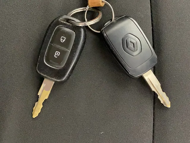 Used Renault Kwid [2015-2019] 1.0 RXT Opt [2016-2019] in Rajkot