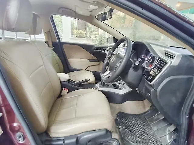 Used Honda City 4th Generation V Petrol [2017-2019] in Mumbai