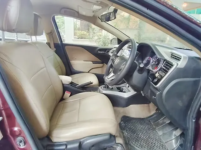 Used Honda City 4th Generation V Petrol [2017-2019] in Mumbai