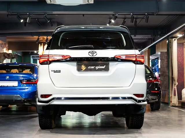 Used Toyota Fortuner Leader Edition 2WD Diesel 2.8L Turbo Automatic Leader Edition in Delhi Used Toyota Fortuner Leader Edition 2WD Diesel 2.8L Turbo Automatic Leader Edition in Delhi
