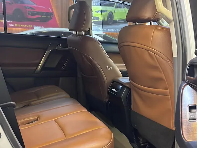 Used Toyota Land Cruiser Prado VX L in Navi Mumbai Used Toyota Land Cruiser Prado VX L in Navi Mumbai