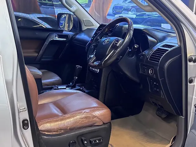 Used Toyota Land Cruiser Prado VX L in Navi Mumbai Used Toyota Land Cruiser Prado VX L in Navi Mumbai