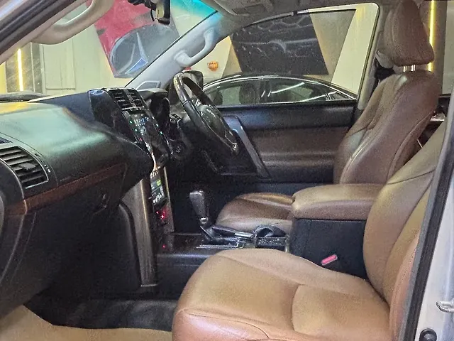 Used Toyota Land Cruiser Prado VX L in Navi Mumbai Used Toyota Land Cruiser Prado VX L in Navi Mumbai