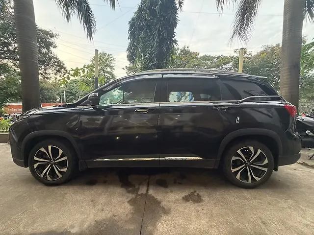 Used MG Hector Plus [2023-2025] Savvy Pro 1.5 Turbo Petrol CVT 7 STR in Mumbai