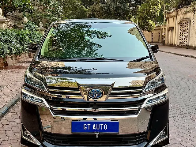 Used 2020 Toyota Vellfire in Mumbai