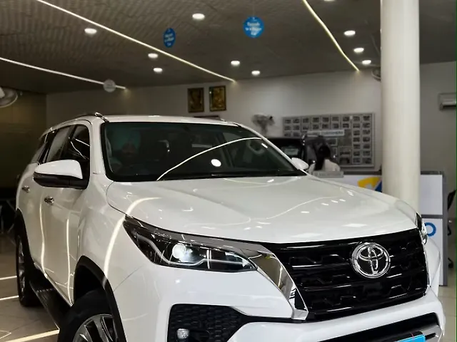 Used Toyota Fortuner 4X4 AT 2.8 Diesel in Mohali