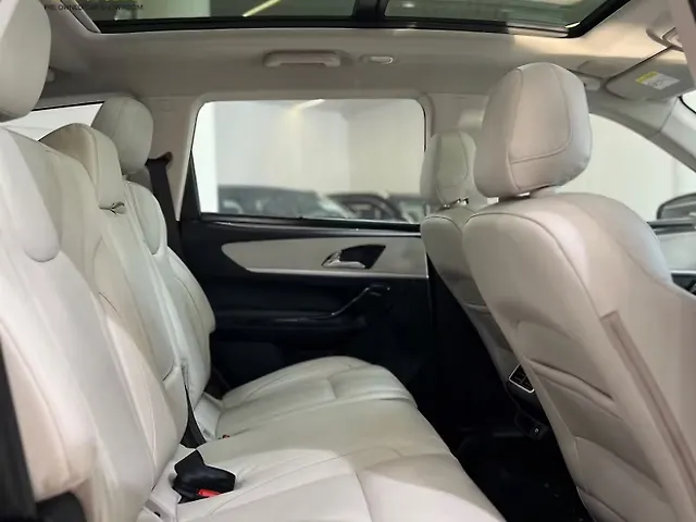 Used Mahindra Old Generation XUV700 AX7 Luxury Pack AWD Diesel 2.2L Turbo Automatic 7 STR in Mohali Used Mahindra Old Generation XUV700 AX7 Luxury Pack AWD Diesel 2.2L Turbo Automatic 7 STR in Mohali