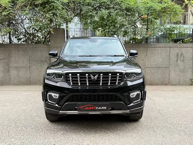 Used Mahindra Scorpio N Z8 Petrol MT 7 STR [2022] in Delhi