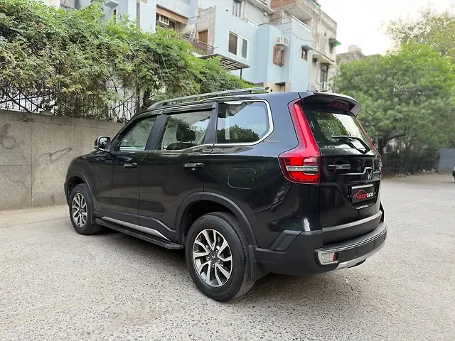 Used Mahindra Scorpio N Z8 Petrol MT 7 STR [2022] in Delhi