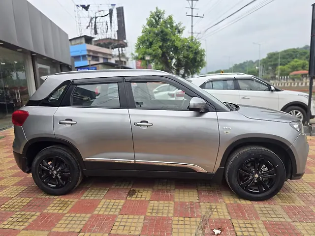 Used Maruti Suzuki Vitara Brezza [2016-2020] ZDi AGS in Guwahati
