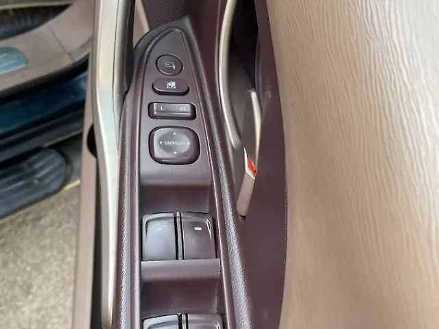 Used Mahindra XUV500 [2011-2015] W8 in Nashik