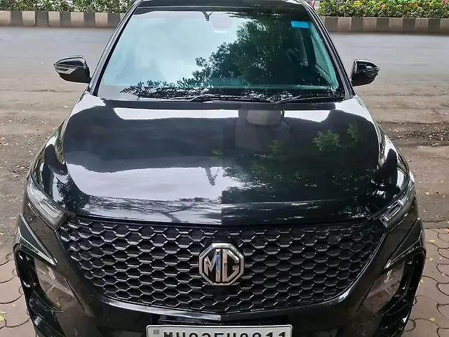 Used 2022 MG Hector Plus in Mumbai