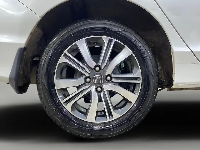 Used Honda City 4th Generation V Petrol in Indore