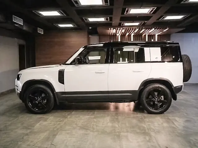 Used Land Rover Defender 110 HSE 2.0 Petrol in Lucknow Used Land Rover Defender 110 HSE 2.0 Petrol in Lucknow