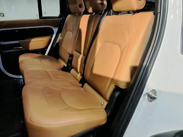 Used Land Rover Defender 110 HSE 2.0 Petrol in Lucknow Used Land Rover Defender 110 HSE 2.0 Petrol in Lucknow