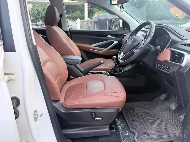 Used MG Hector Plus [2023-2025] Sharp 2.0 Diesel Turbo MT 6-STR in Navi Mumbai