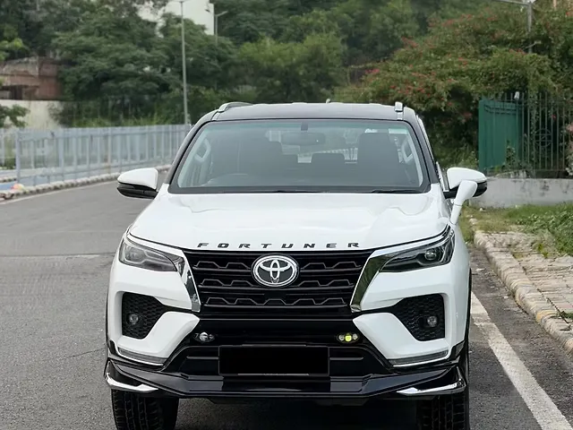 Used 2025 Toyota Fortuner in Delhi Used 2025 Toyota Fortuner in Delhi