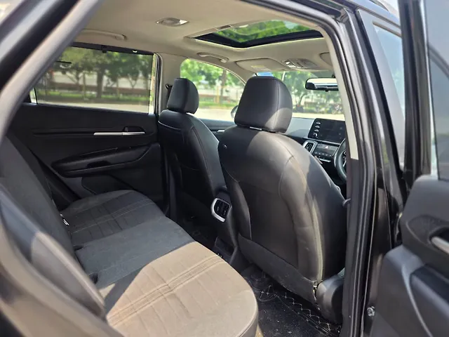 Used Kia Sonet HTK (O) Petrol 1.2L 5 Speed Manual in Delhi