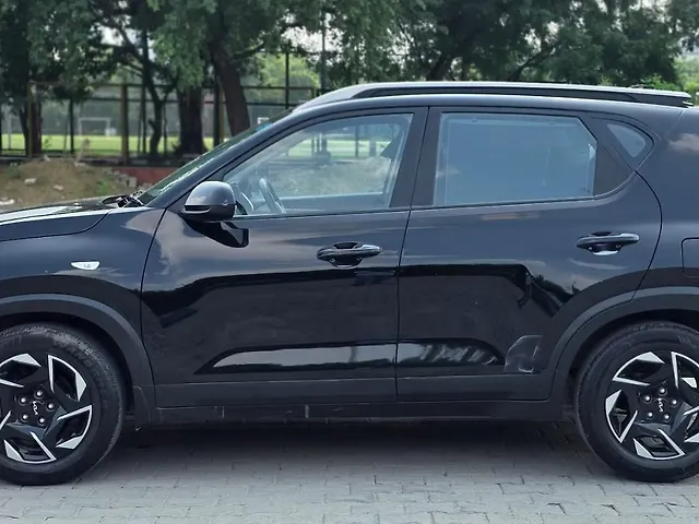 Used Kia Sonet HTK (O) Petrol 1.2L 5 Speed Manual in Delhi