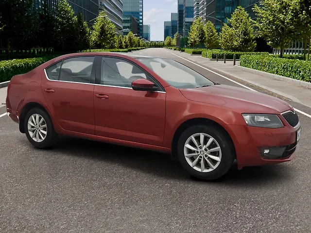 Used 2015 Skoda Octavia in Pune
