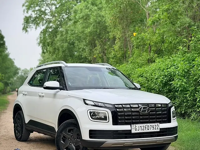 Used 2023 Hyundai Venue in Ahmedabad Used 2023 Hyundai Venue in Ahmedabad