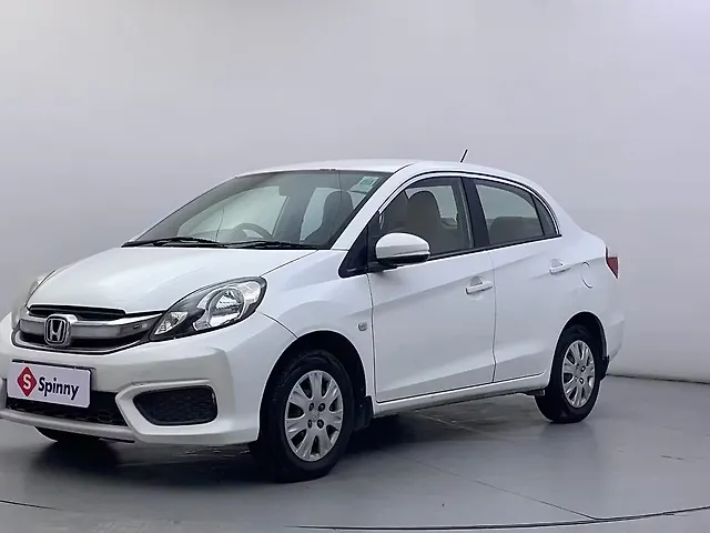 Used 2016 Honda Amaze in Ahmedabad