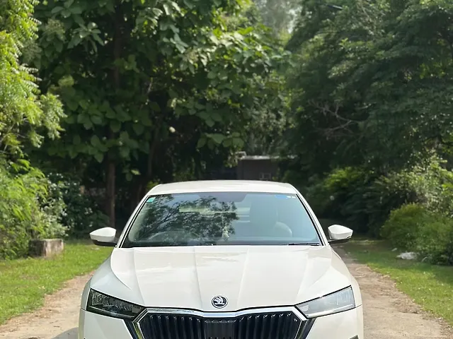 Used 2022 Skoda Octavia in Delhi