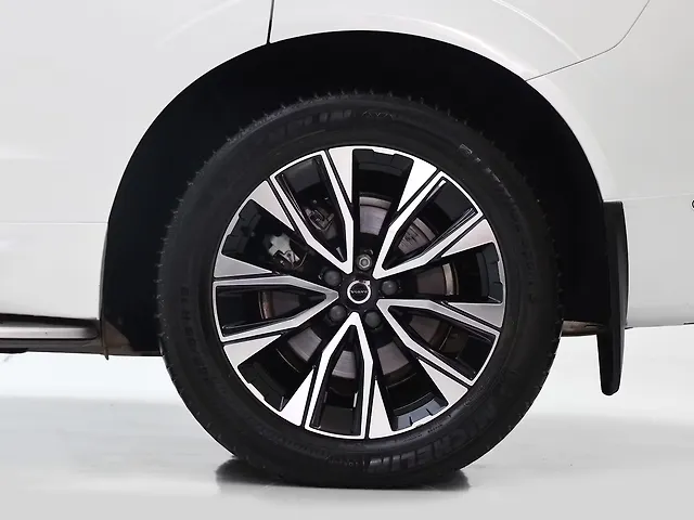 Used Volvo XC60 B5 Ultra in Hyderabad Used Volvo XC60 B5 Ultra in Hyderabad