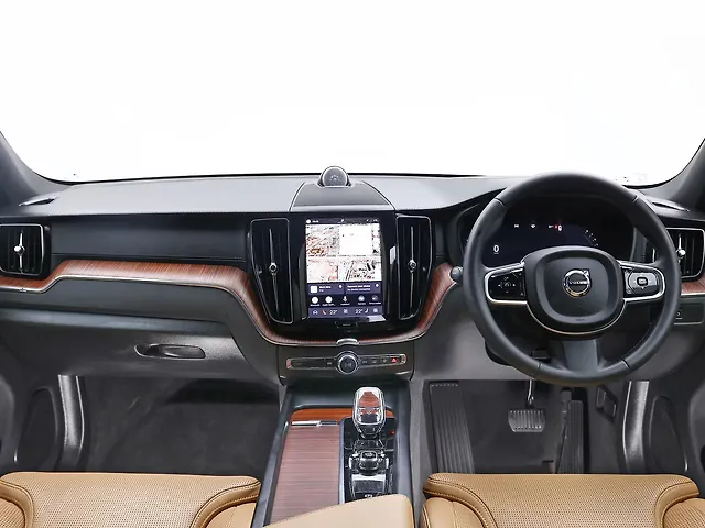 Used Volvo XC60 B5 Ultra in Hyderabad Used Volvo XC60 B5 Ultra in Hyderabad