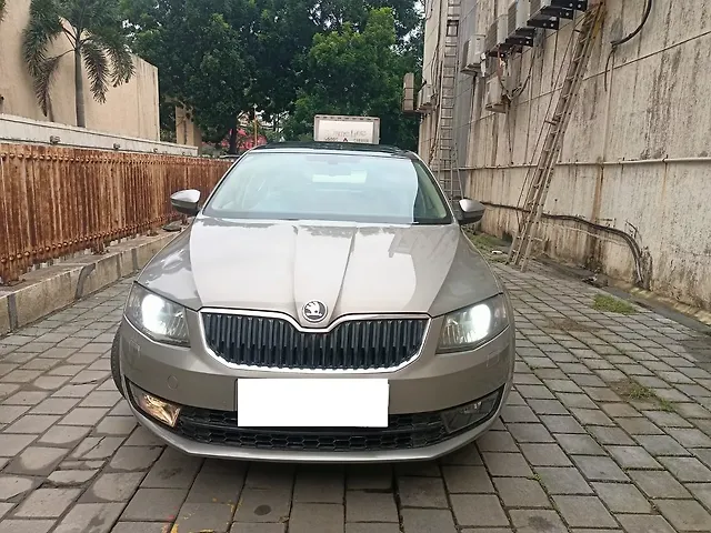 Used 2016 Skoda Octavia in Mumbai Used 2016 Skoda Octavia in Mumbai