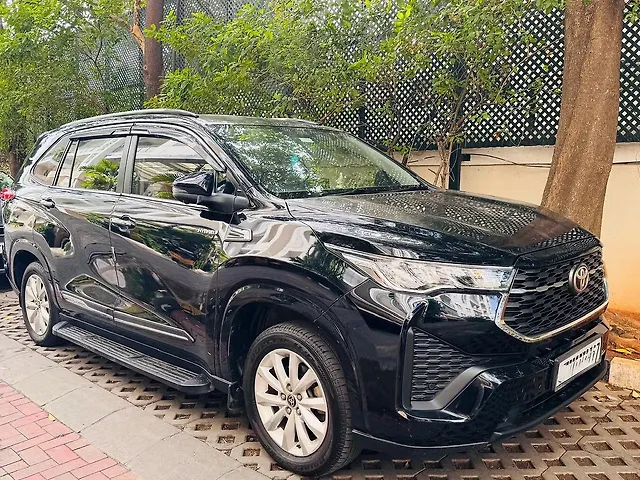 Used 2023 Toyota Innova Hycross in Chennai