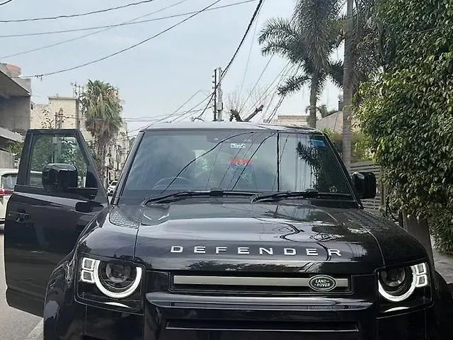 Used 2025 Land Rover Defender in Delhi