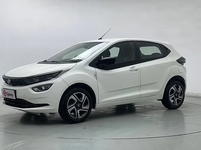 Used 2024 Tata Altroz in Gurgaon