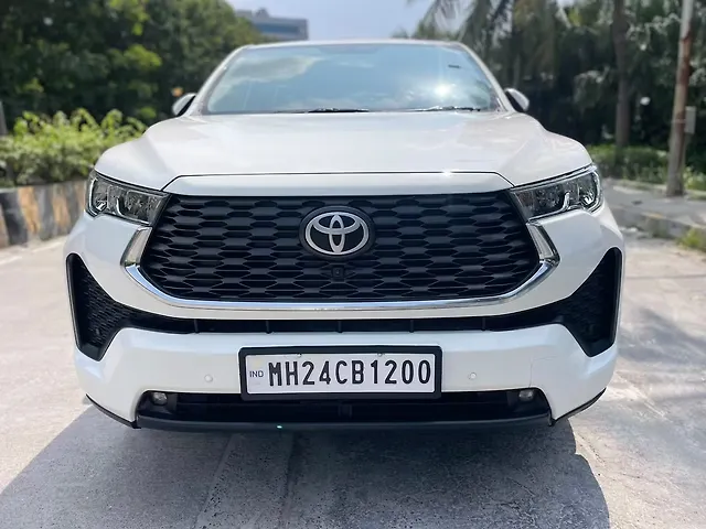 Used 2025 Toyota Innova Hycross in Mumbai Used 2025 Toyota Innova Hycross in Mumbai