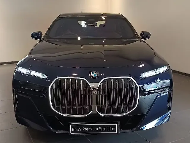 Used 2025 BMW 7-Series in Mumbai