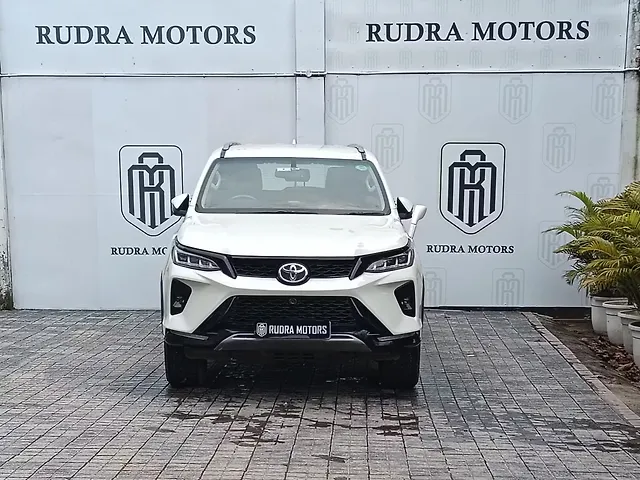 Used 2020 Toyota Fortuner in Kolkata