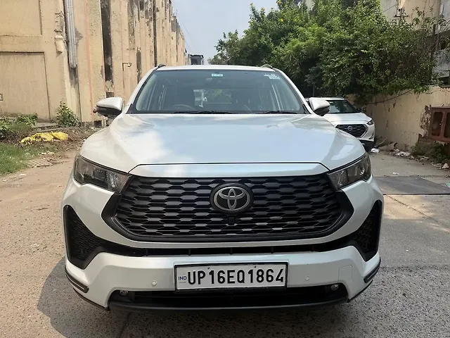Used 2024 Toyota Innova Hycross in Delhi