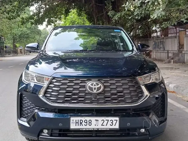 Used 2024 Toyota Innova Hycross in Delhi Used 2024 Toyota Innova Hycross in Delhi