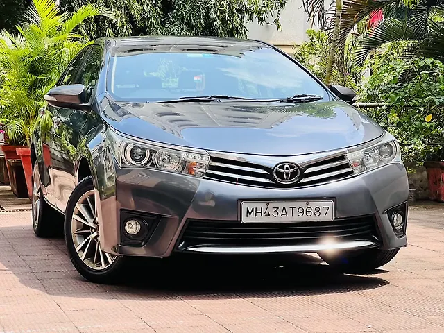 Used 2016 Toyota Corolla Altis in Mumbai