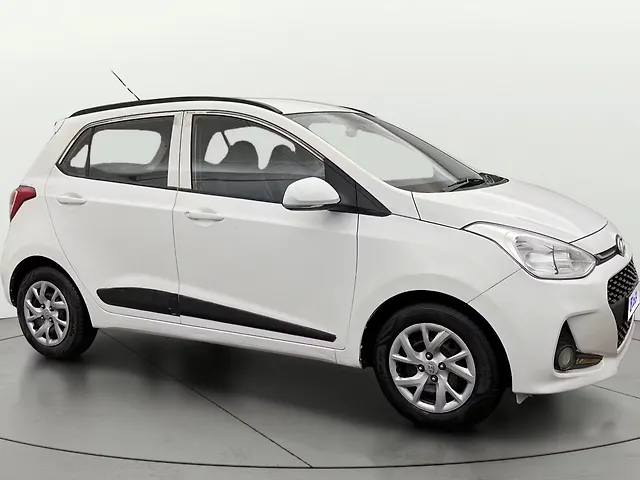 Used 2017 Hyundai Grand i10 in Delhi