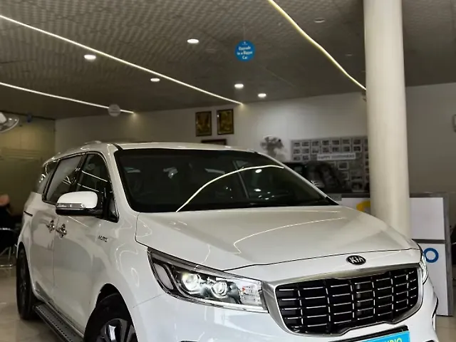 Used 2020 Kia Carnival in Mohali Used 2020 Kia Carnival in Mohali