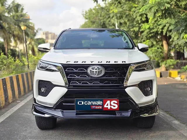 Used 2025 Toyota Fortuner in Mumbai Used 2025 Toyota Fortuner in Mumbai
