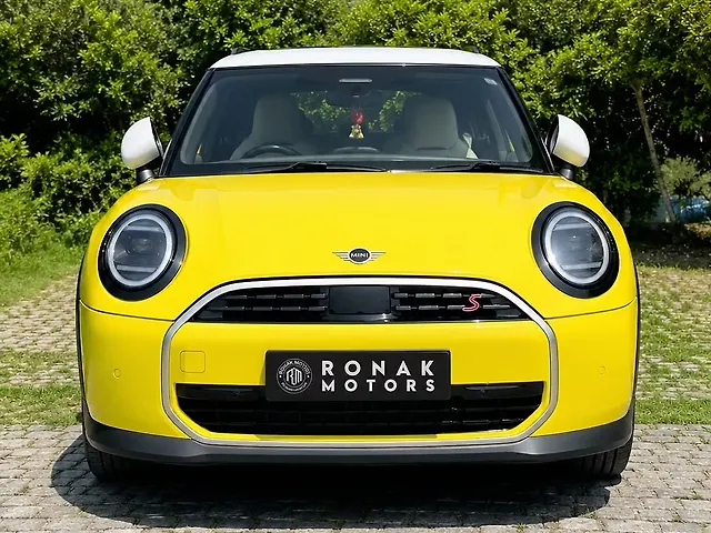 Used 2025 Mini Cooper in Delhi