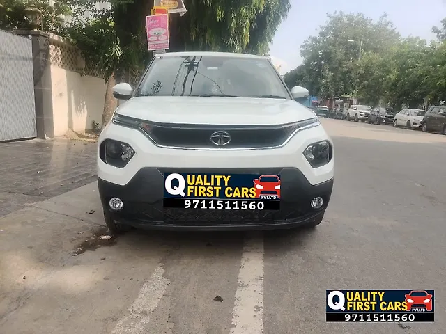 Used 2015 Maruti Suzuki Swift DZire in Delhi Used 2015 Maruti Suzuki Swift DZire in Delhi
