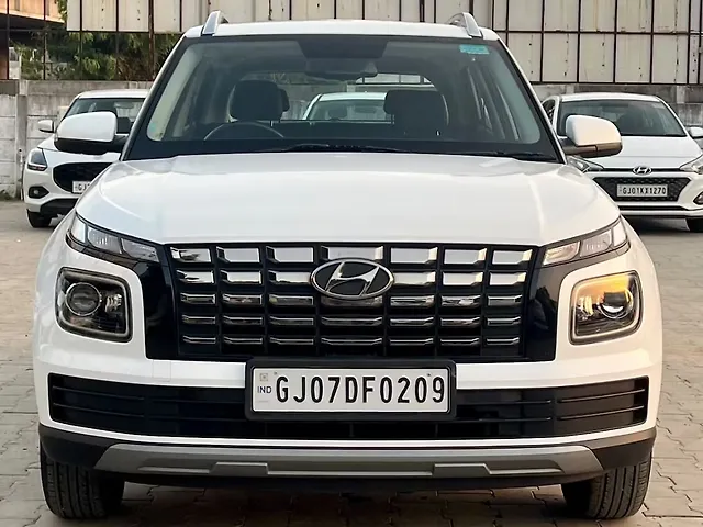 Used 2023 Hyundai Venue in Ahmedabad Used 2023 Hyundai Venue in Ahmedabad