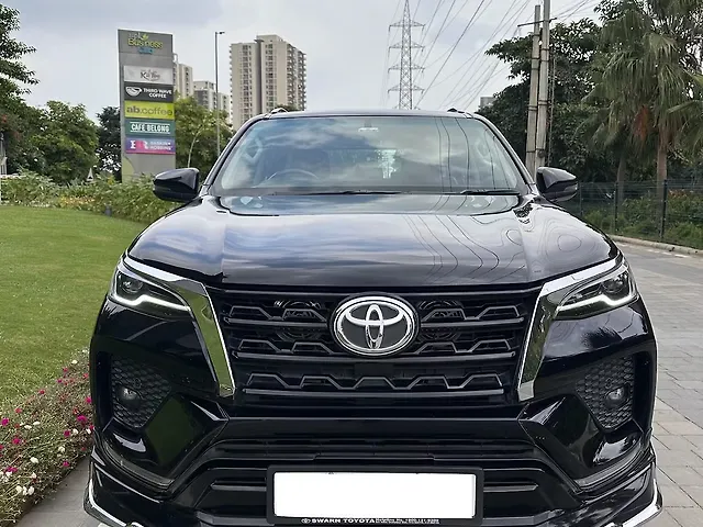 Used 2025 Toyota Fortuner in Gurgaon