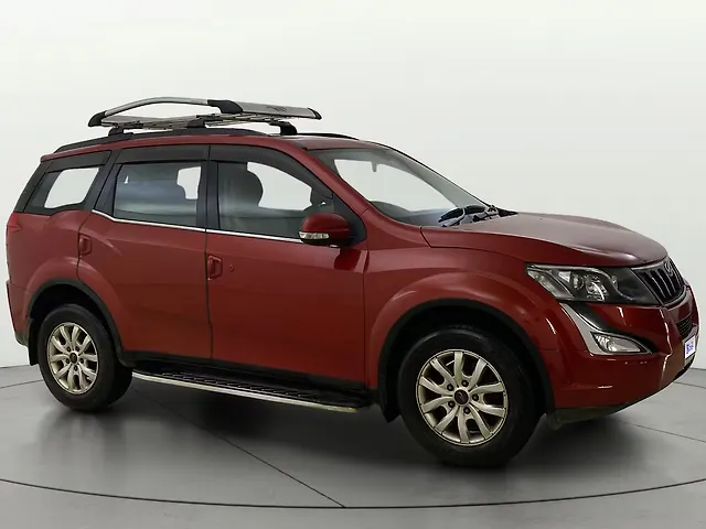 Used 2017 Mahindra XUV500 in Mumbai