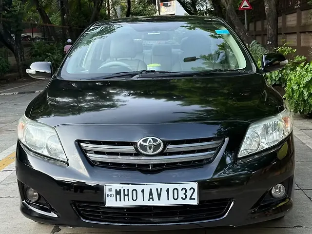 Used 2010 Toyota Corolla Altis in Mumbai